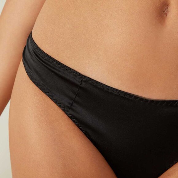 Intimissimi Silk Briefs in Black - Picture 6 of 12